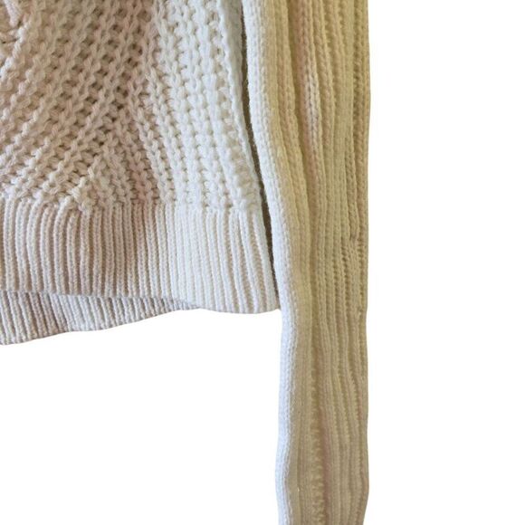 Aqua Cropped Cream Cable-Knit Sweater Size Medium New With Tags - Picture 5 of 6